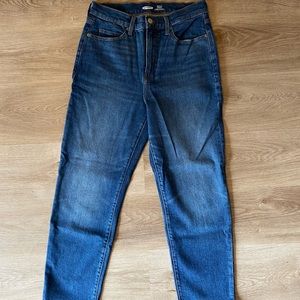 Old Navy Sky High Straight Jeans